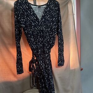 DKNY Black Patterned Wrap Dress - M1